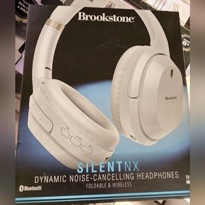 Brookstone SILENTNX DYNAMIC NOISE-CANCELLING HEADPHONES Foldable & Wireless